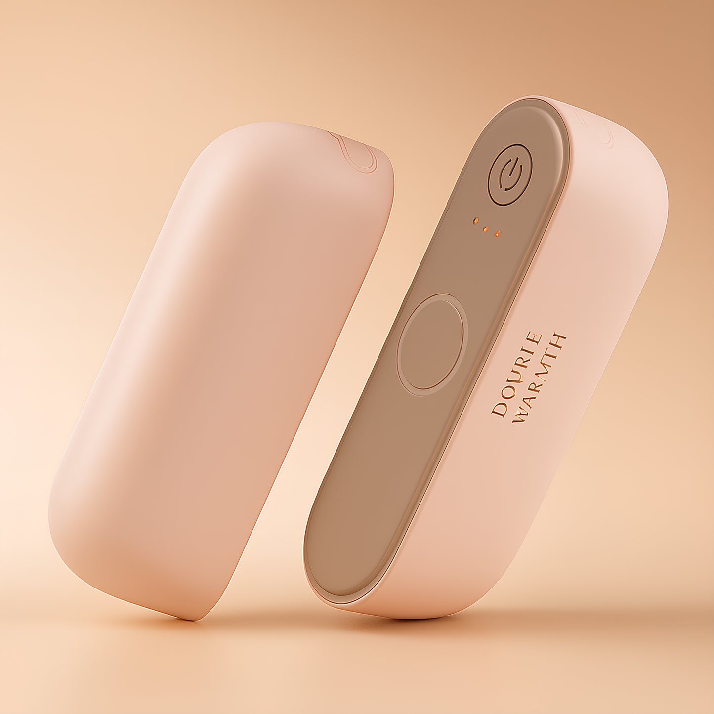 Chauffe-main rechargeable SAVYWARM™ en version rose poudré, combinant élégance et performance pour une chaleur douce et instantanée, idéale pour l’hiver.